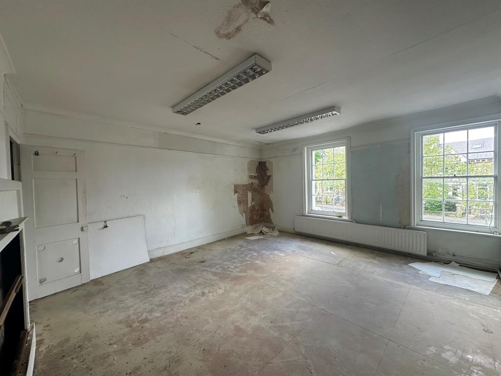 Lot: 8 - DETACHED PROPERTY FOR CONVERSION INTO FOUR-BEDROOM HOUSE - First floor room to front